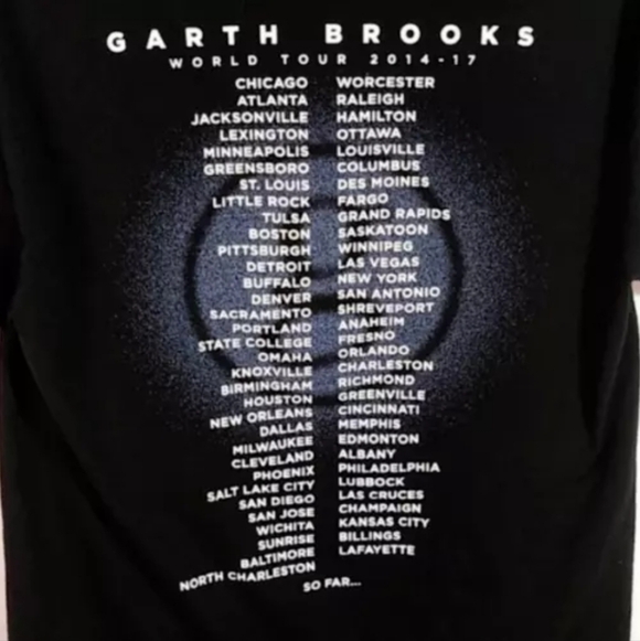 Garth Brooks Concert T-Shirt - Adult Size 2XL - World Tour 2014-2017 - Picture 4 of 4